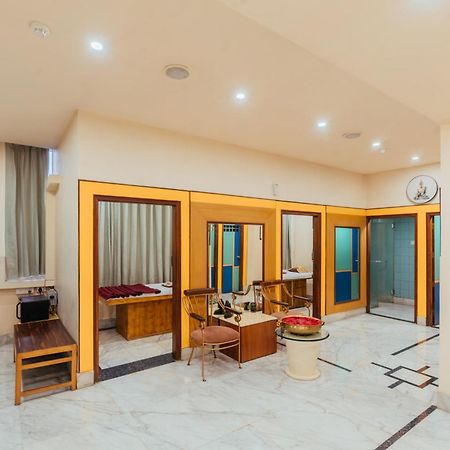Hotel The Piccadily Lucknow Exterior foto